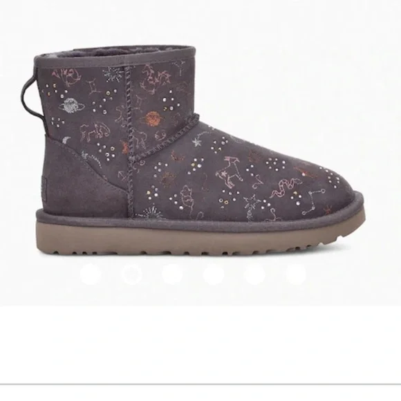 NWT Ugg Classic Zodiac Mini Boots - Picture 1 of 7